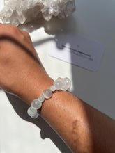 Load image into Gallery viewer, Clarity bracelet