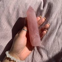 Load image into Gallery viewer, Rose Quartz Tower
