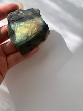 Load image into Gallery viewer, Raw Labradorite