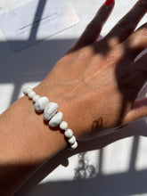 Load image into Gallery viewer, Still waters bracelet
