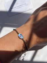 Load image into Gallery viewer, Abalone Grounding &amp; Protective Bracelet
