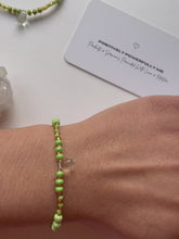Load and play video in Gallery viewer, Green Amethyst Drop Bracelet
