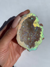 Load image into Gallery viewer, Angel Aura Geode
