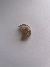 Load image into Gallery viewer, Flower Agate Moon
