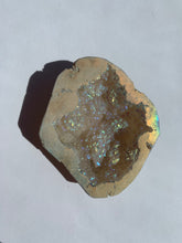 Load image into Gallery viewer, Angel Aura Geode
